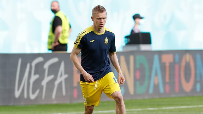 Oleksandr Zinchenko fires back at Artem Dzyuba’s response to Ukraine invasion Oleksandr Zinchenko fires back at Artem Dzyuba’s response to Ukraine invasion