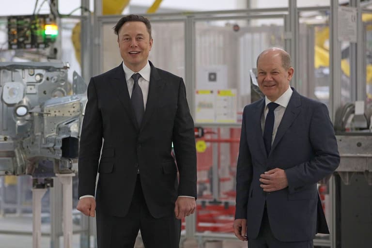 Elon Musk explains how ‘every minute of his thinking makes Tesla $1m’ Elon Musk explains how ‘every minute of his thinking makes Tesla $1m’