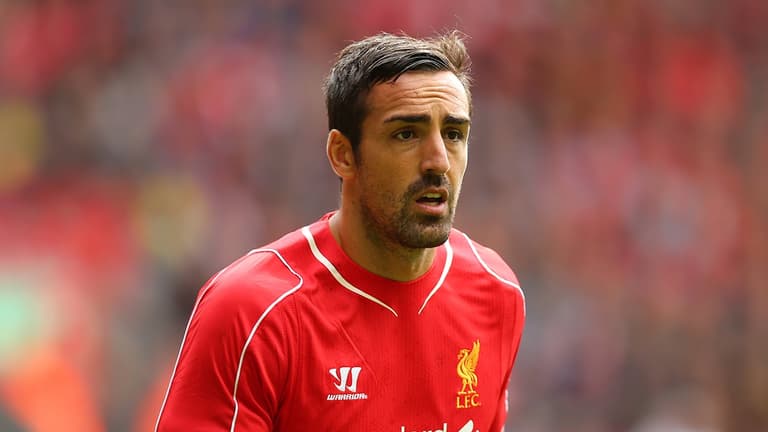 Jose Enrique claims phone incident shows Ronaldo ‘thinks he is God’ Jose Enrique claims phone incident shows Ronaldo ‘thinks he is God’