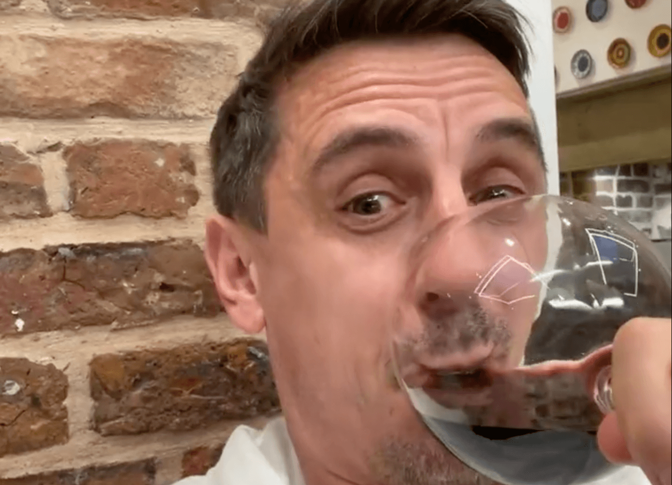 Liverpool fans mock Gary Neville for premature celebration of Villarreal goals