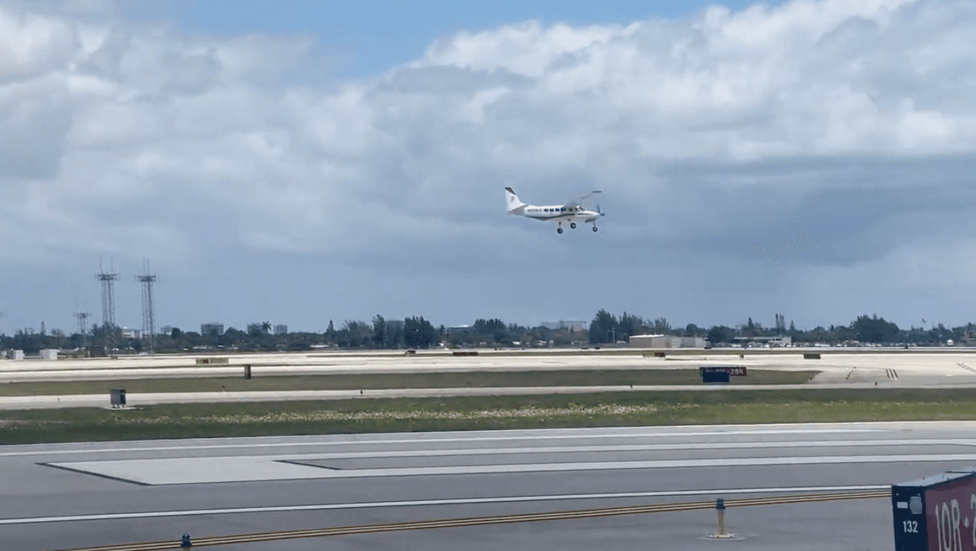 Passenger with no flying experience lands plane after pilot becomes incapacitated