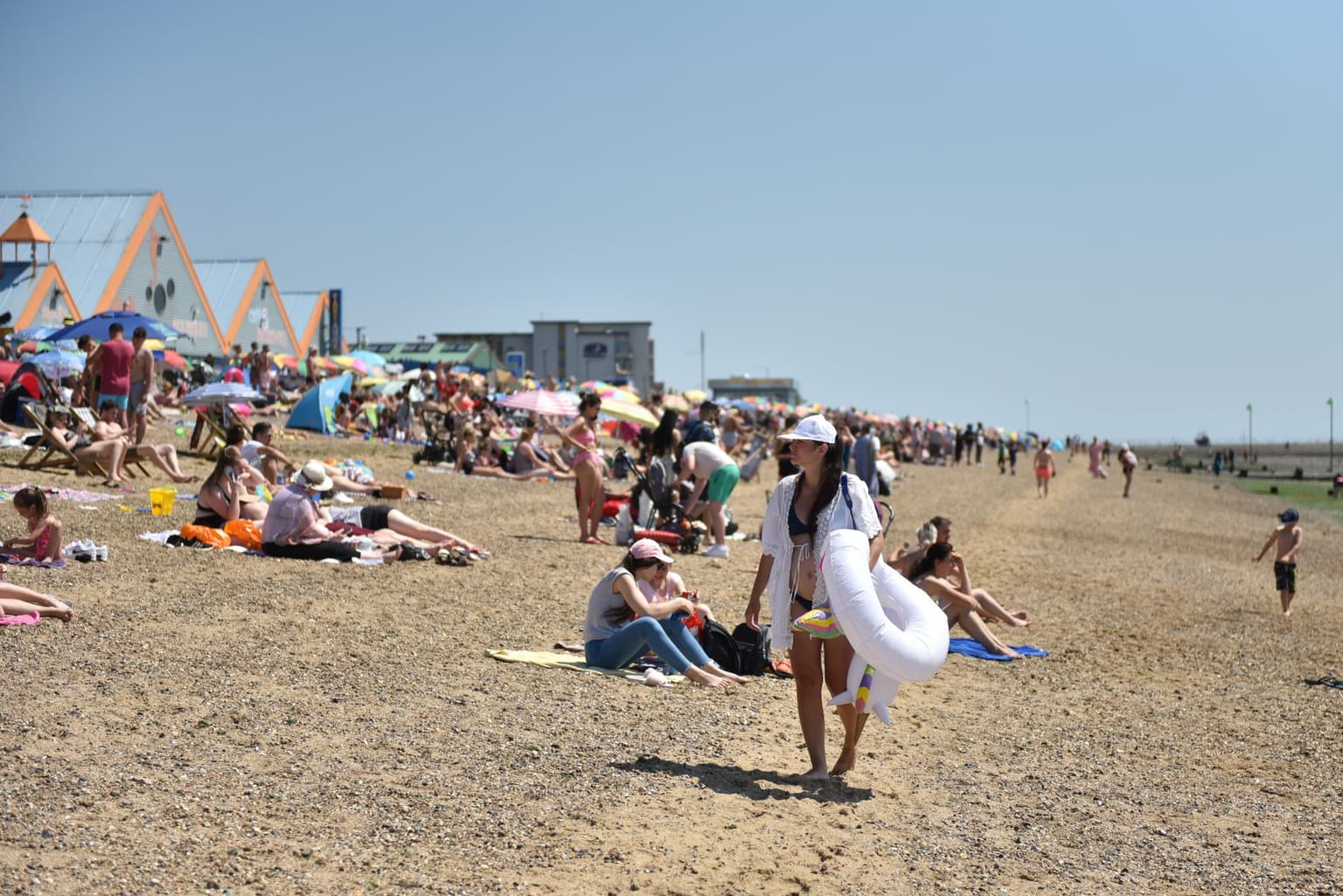 Brits set to enjoy four-day 24C heatwave this weekend