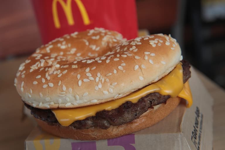 McDonald’s is selling quarter pounder burgers for 99p for today only McDonald’s is selling quarter pounder burgers for 99p for today only