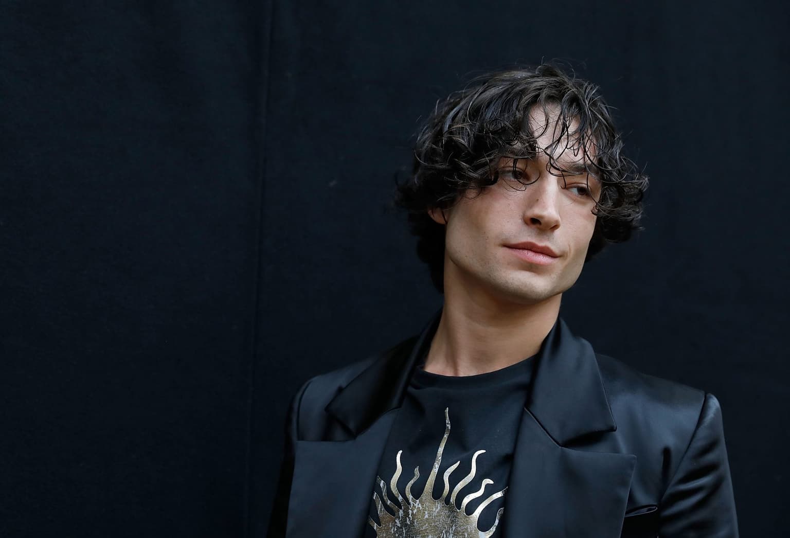 Ezra Miller taunts police with cryptic tweet and then deletes social media as court struggles to locate actor