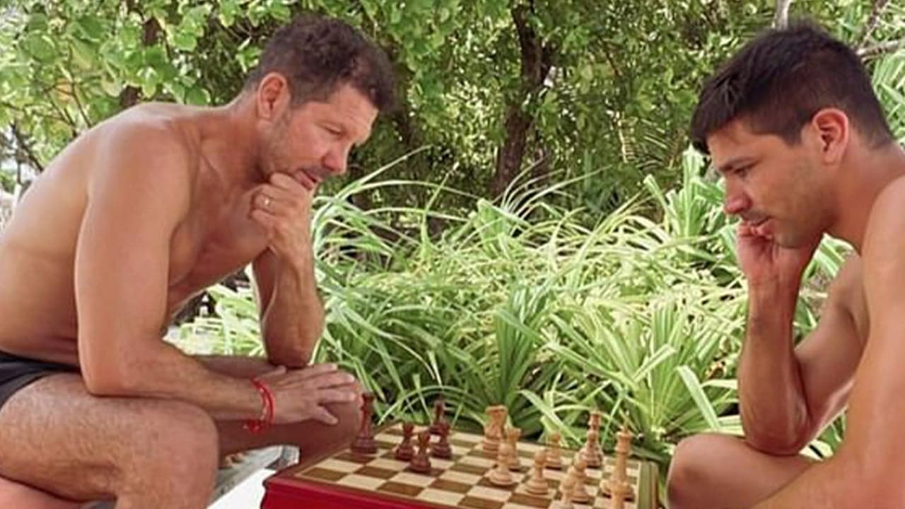 Diego Simeone trolled after posting chess photo with one glaring mistake