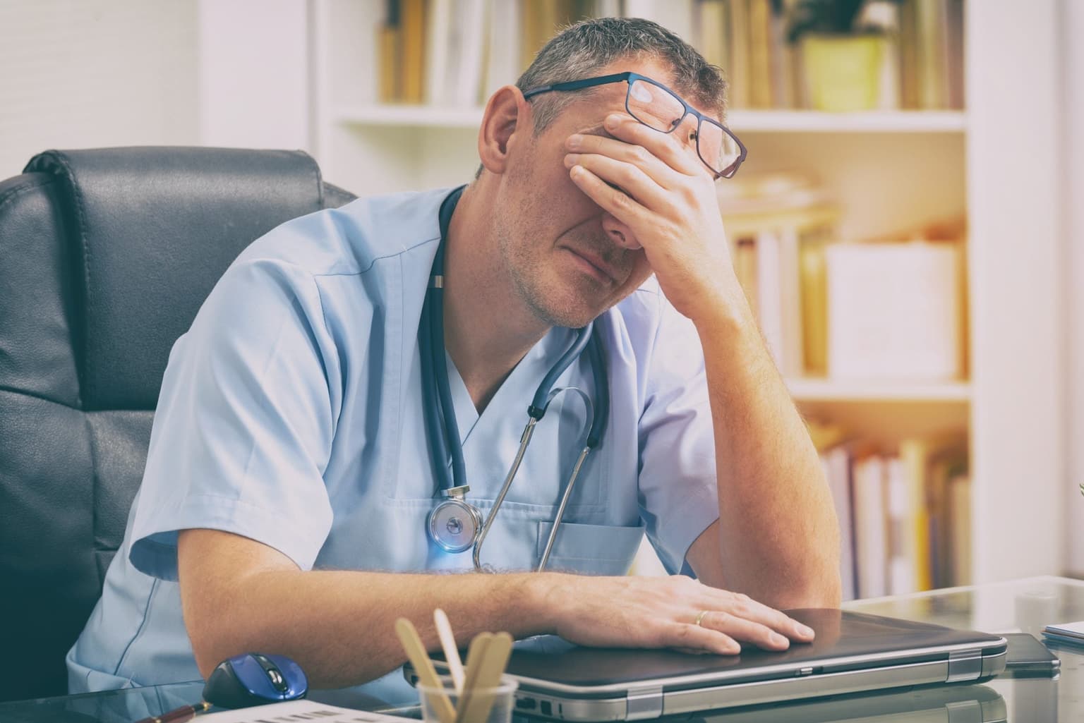Sleep deprived medical staff pose same danger on roads as drunk drivers, experts claim