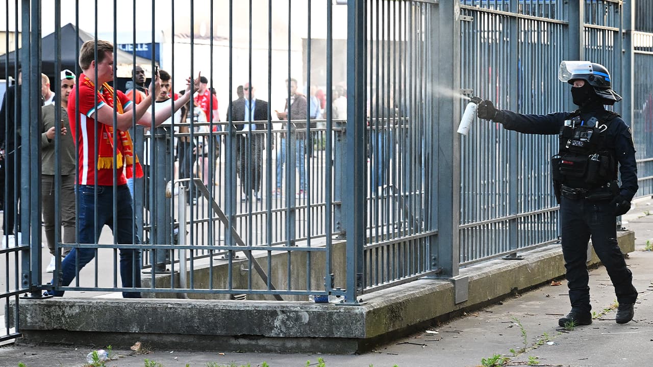 Paris police chief finally apologises for tear gassing Liverpool fans before Champions League final