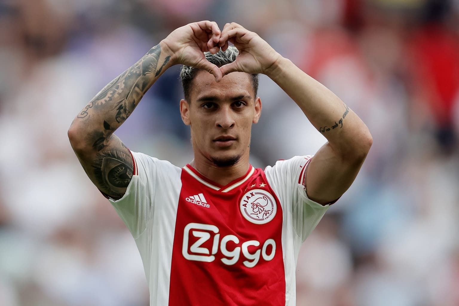 Antony left out of Ajax squad as Man United learn asking price for winger