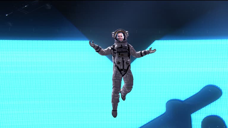 Johnny Depp makes surprise cameo appearance as ‘moonman’ at MTV VMAs Johnny Depp makes surprise cameo appearance as ‘moonman’ at MTV VMAs