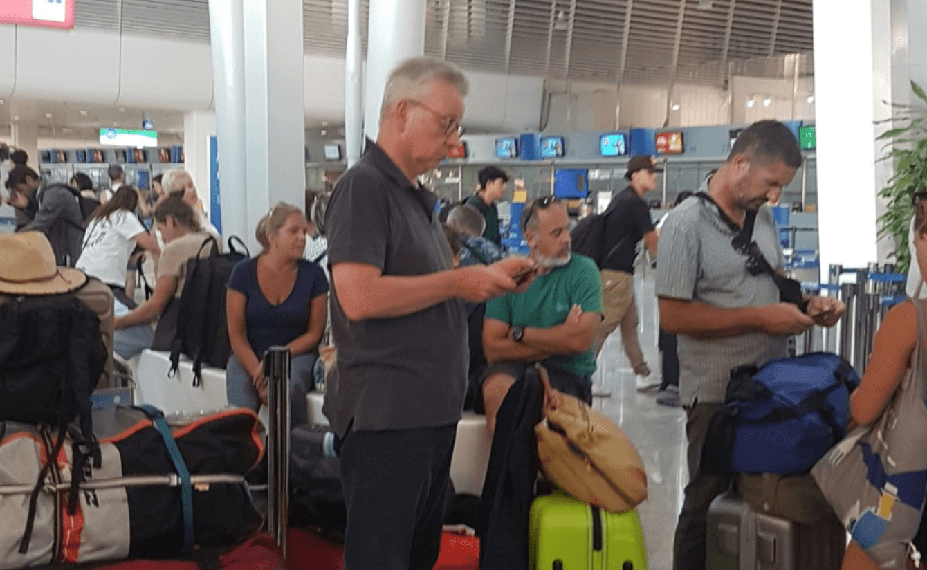 Sympathy in short supply as Michael Gove gets stuck in airport chaos for 30 hours