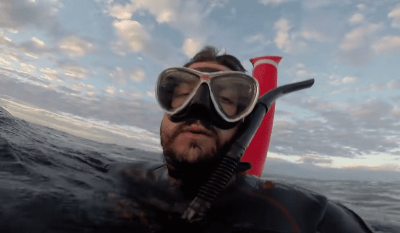 Diver stranded at sea captures his ‘final moments’