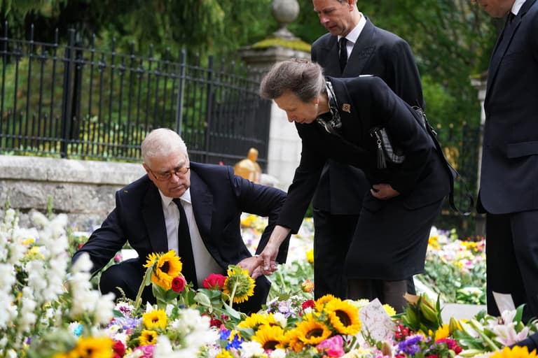 Piers Morgan applauds Princess Anne who ‘never gets enough credit for her selfless devotion’ Piers Morgan applauds Princess Anne who ‘never gets enough credit for her selfless devotion’
