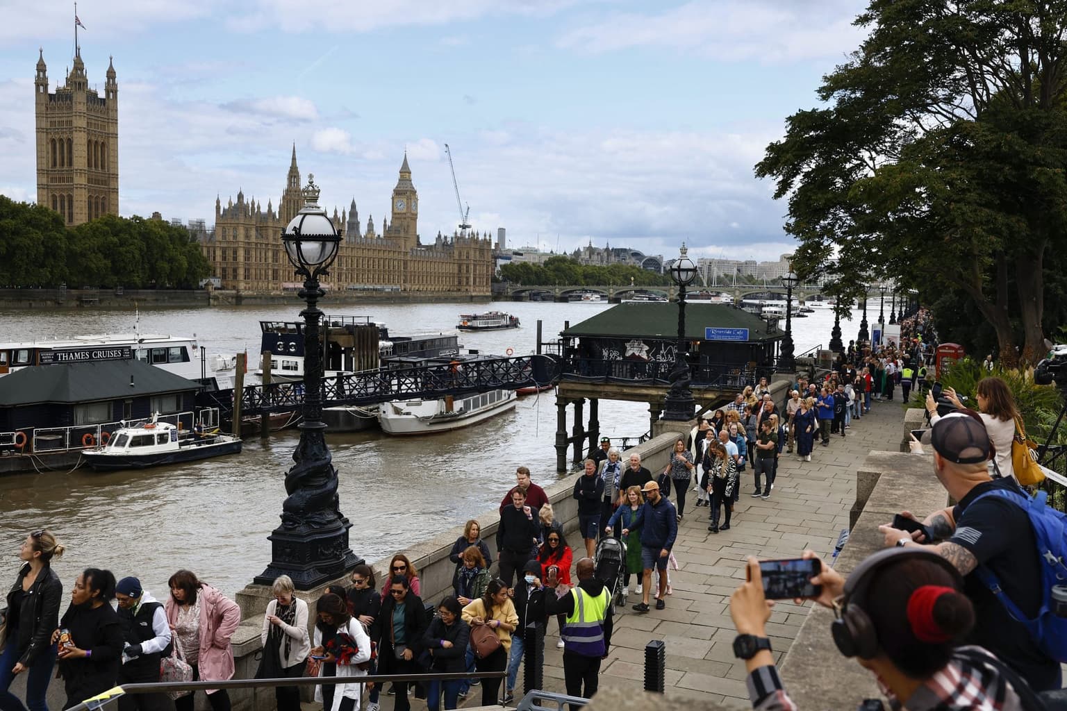 Two women ‘sexually assaulted in Queen queue’ by man