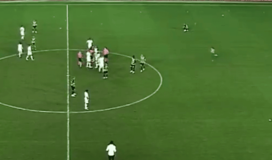 Furious Beşiktaş fan storms the pitch and drop kicks player