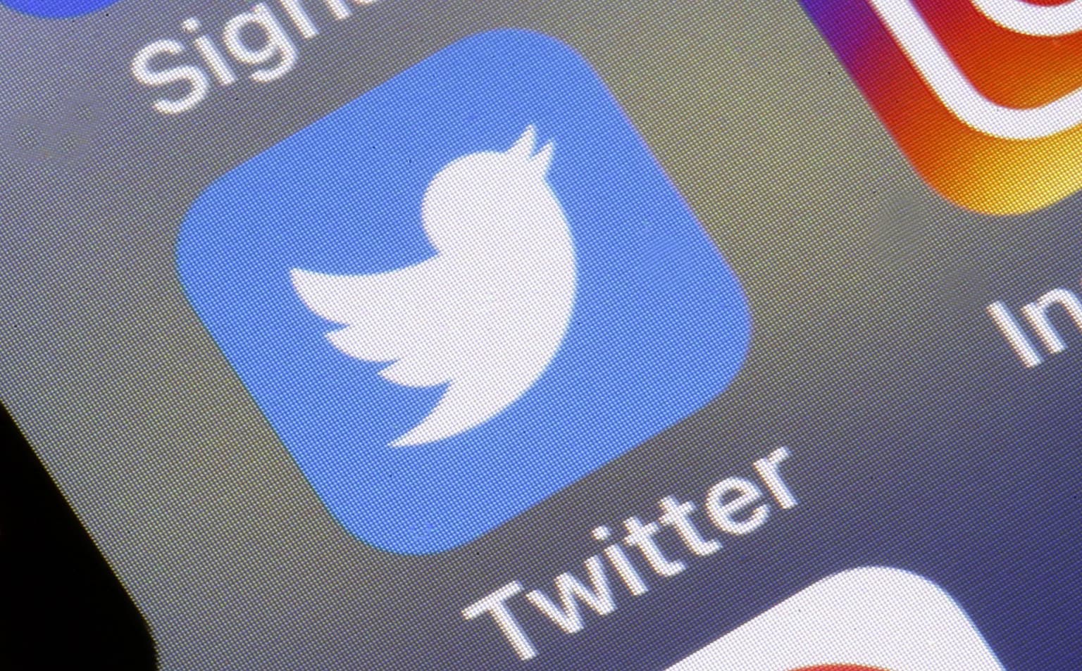 Celebrities are leaving Twitter after Elon Musk bought the social media site