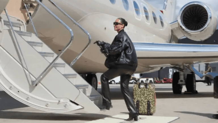 Kim Kardashian’s reveals strict rules for flying on her $150 million private jet Kim Kardashian’s reveals strict rules for flying on her $150 million private jet