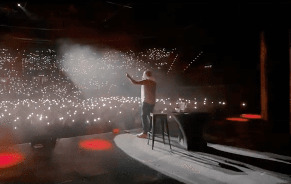 Jason Manford releases ‘Assembly Bangers’ single for charity – and you’ll know all the words