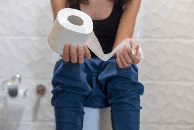 Pelvic floor expert explains why you should never wipe more than three times after going for a poo Pelvic floor expert explains why you should never wipe more than three times after going for a poo