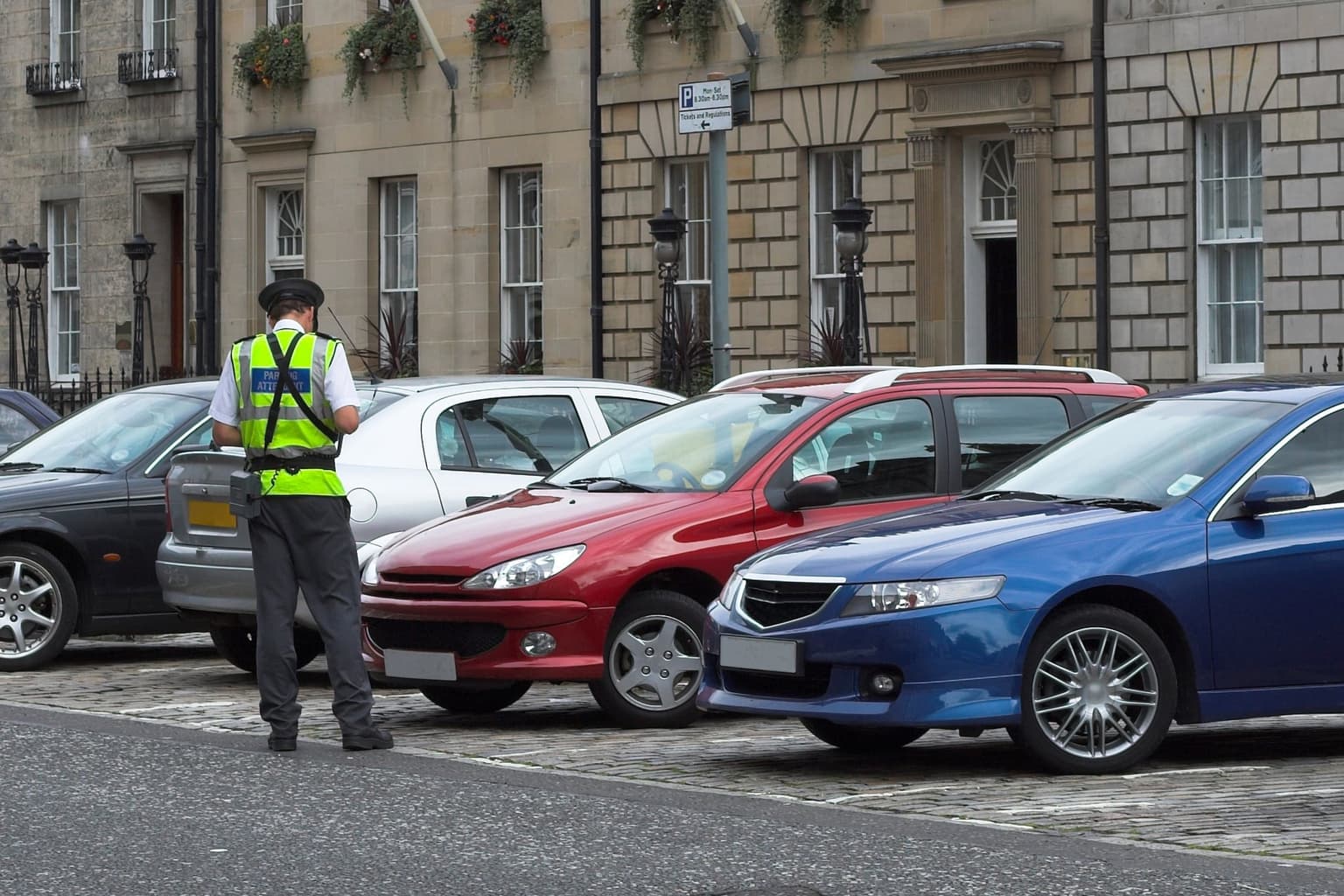Woman fuming after being fined by ‘smug’ parking warden while she bought pie for her mum