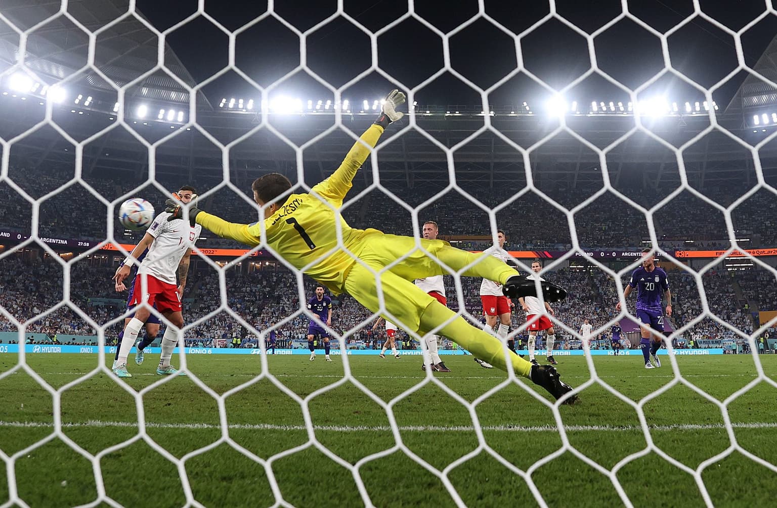 Wojciech Szczesny reveals €100 bet with Lionel Messi before Poland versus Argentina penality
