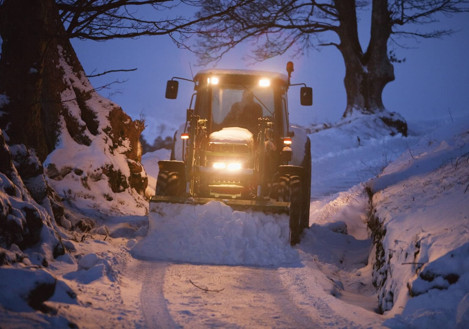 Met Office issues snow weather warning for parts of UK as temperatures plunge