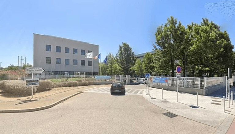 Hospital evacuated after 88-year-old man arrives with WWI artillery shell up his rectum Hospital evacuated after 88-year-old man arrives with WWI artillery shell up his rectum