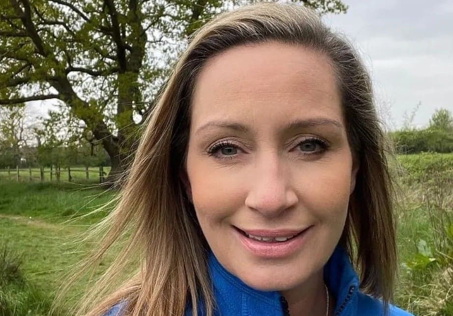 Police search caravan site yards from bench where Nicola Bulley’s phone found