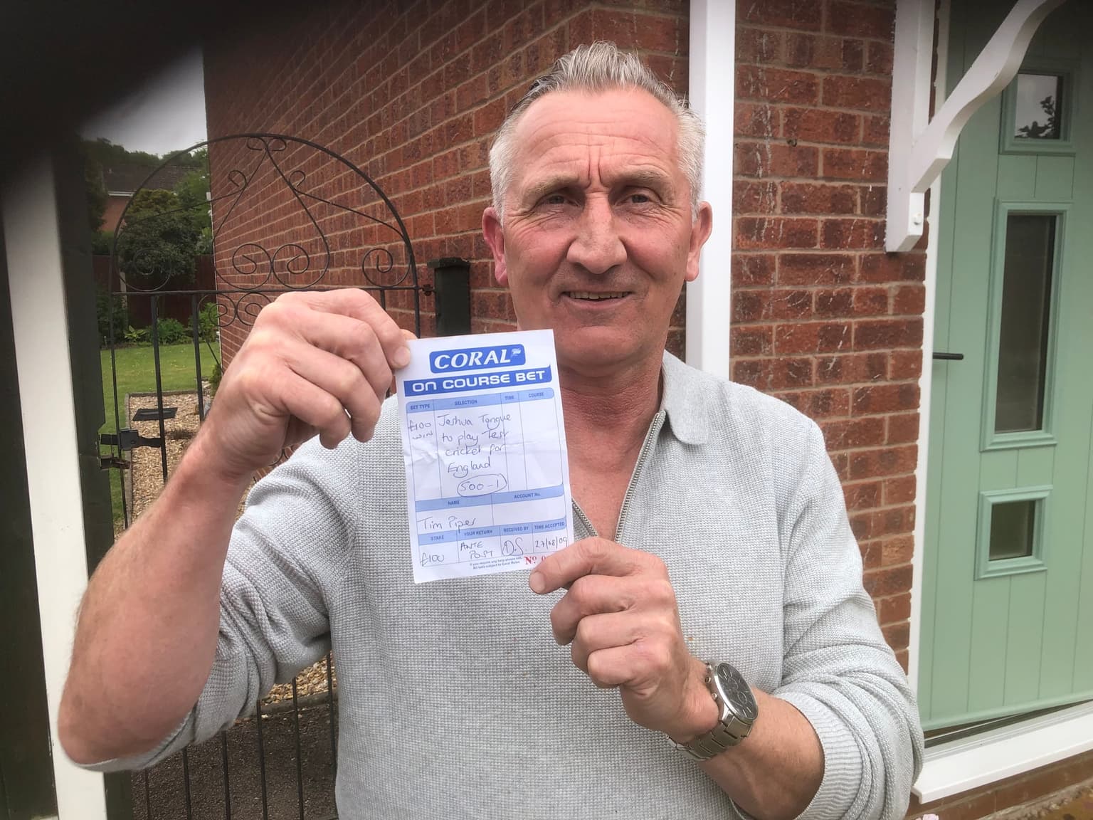Landlord will win £50k if Josh Tongue plays cricket for England today