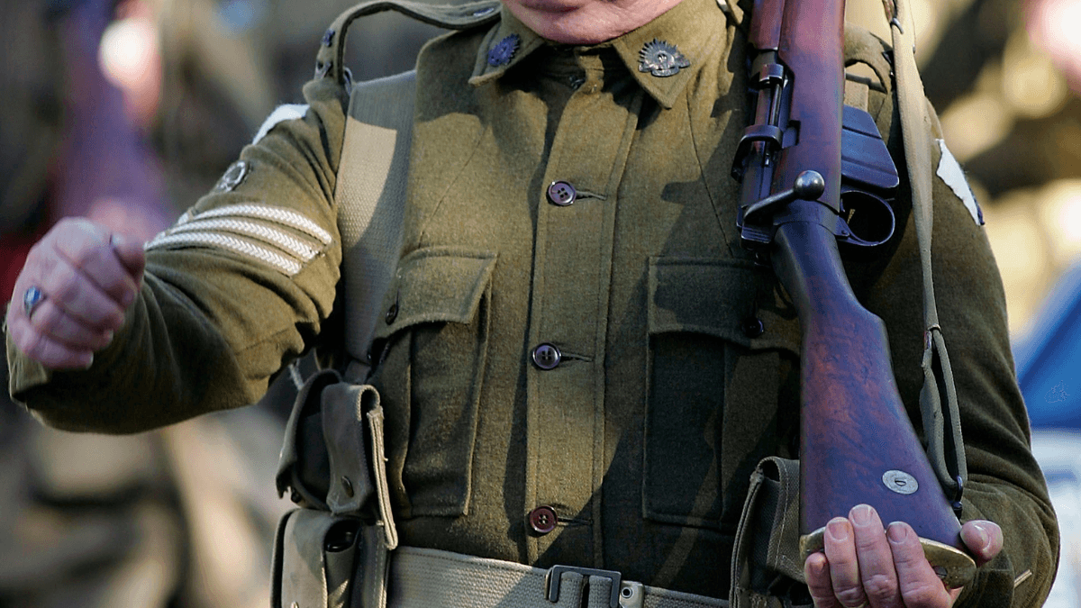 WWII veteran dies on way to memorial service