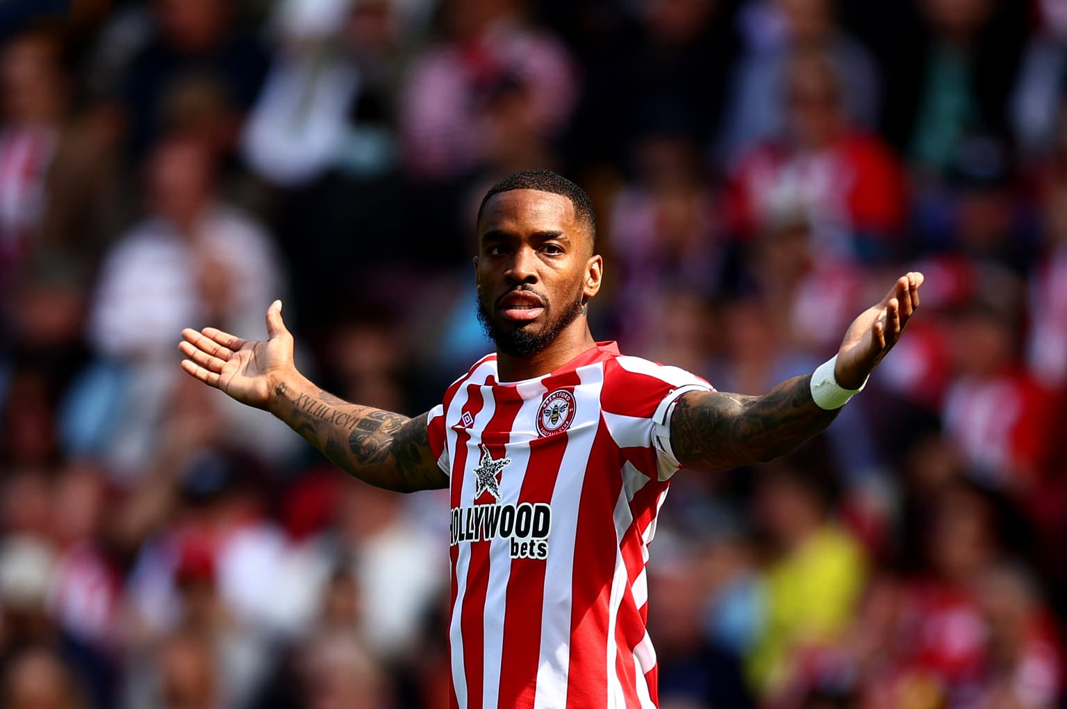 Big six club make last ditch move to sign Ivan Toney