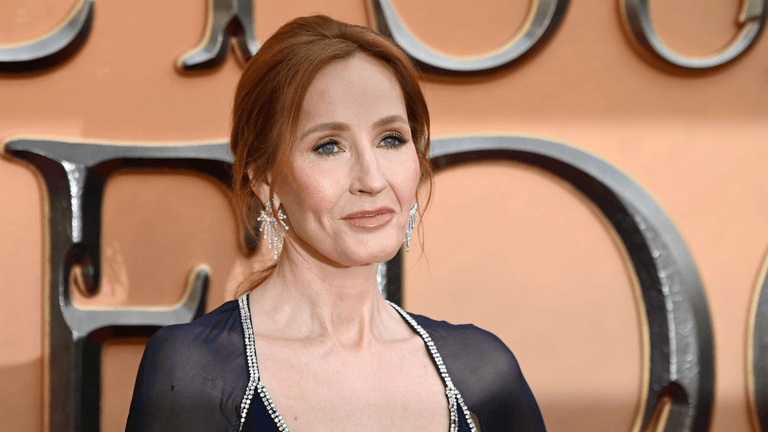 JK Rowling calls for Keir Starmer to apologise after Supreme Court ruling on trans women JK Rowling calls for Keir Starmer to apologise after Supreme Court ruling on trans women