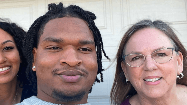 Grandma who invites stranger to Thanksgiving dinner every year issues heartbreaking update