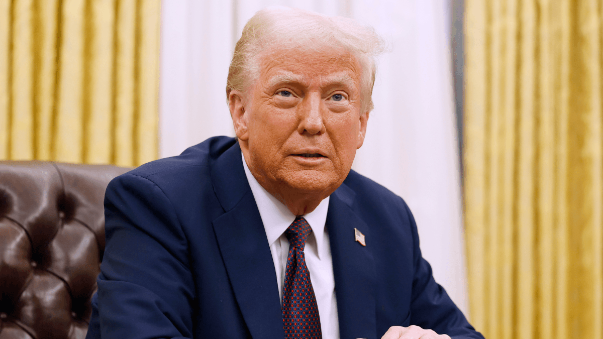 Donald Trump makes crude joke when asked about Washington DC plane crash