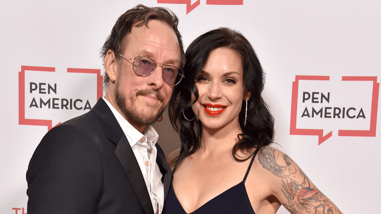 Weezer bassist’s wife shot by police and booked for attempted murder Weezer bassist’s wife shot by police and booked for attempted murder