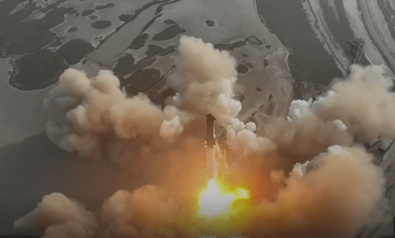 Moment SpaceX rocket spins out of control leading to re-entry explosion Moment SpaceX rocket spins out of control leading to re-entry explosion