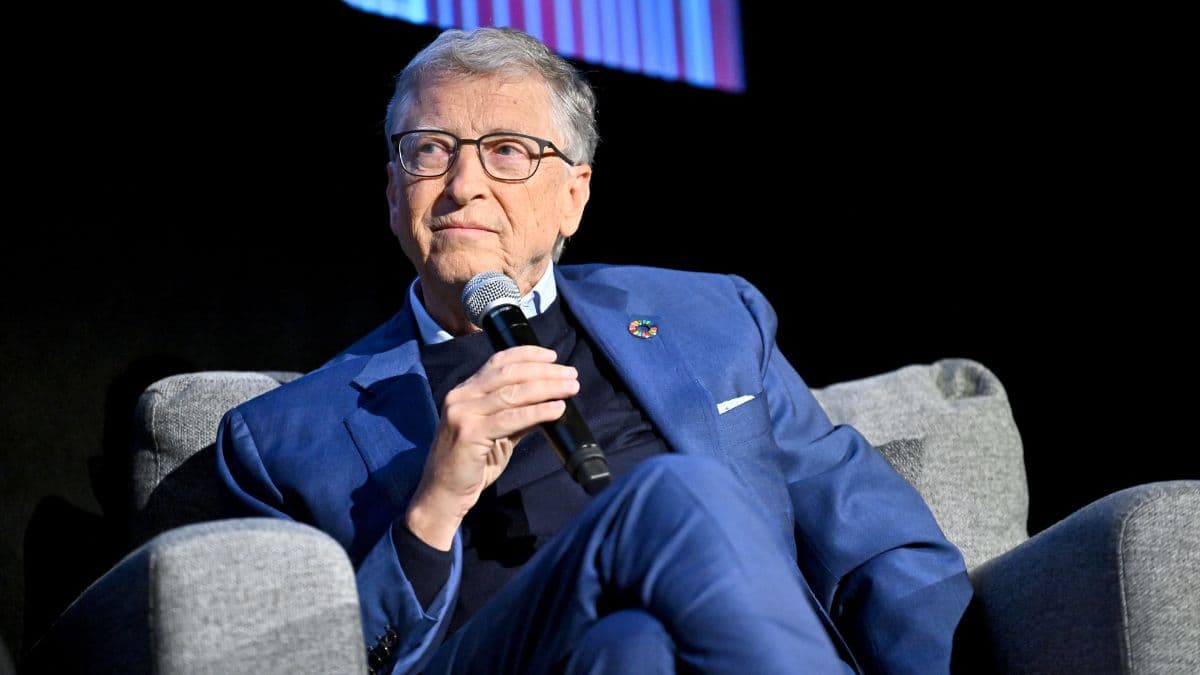 Bill Gates says he plans to give most of his £150bn fortune to Africa