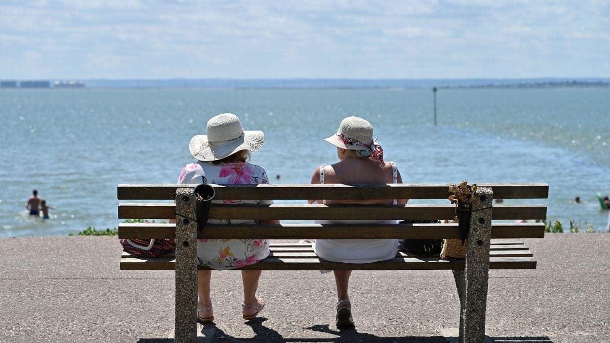 Met Office urge all British households to follow 11am rule