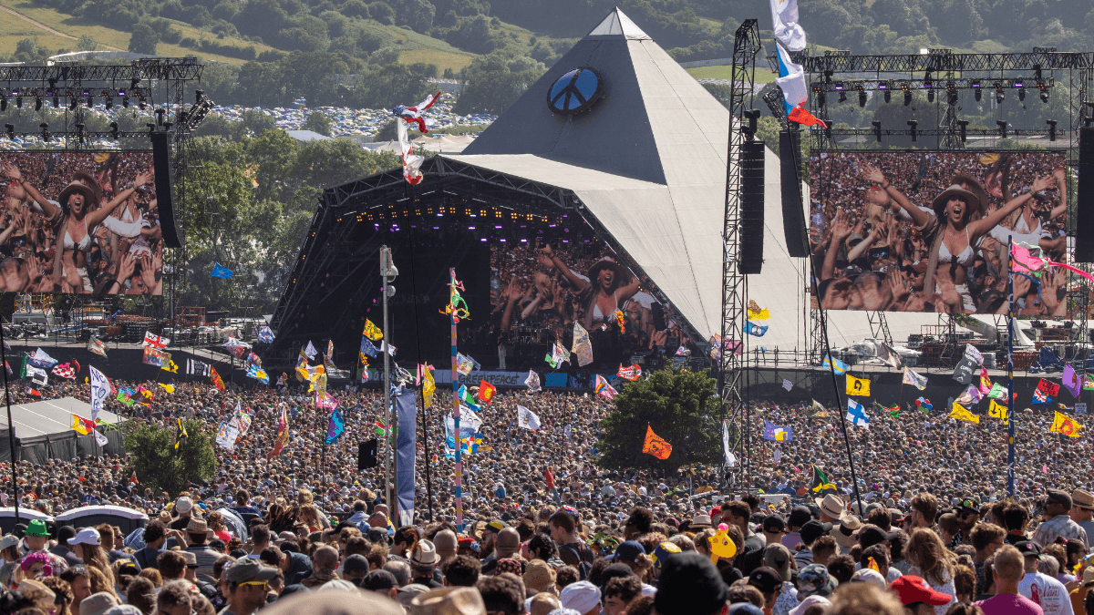 Glastonbury Festival announce shock release of first 2027 tickets