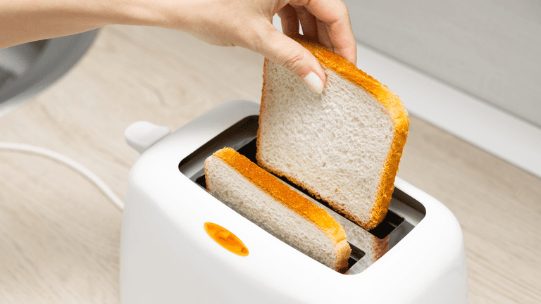 Nearly one in ten Brits cook pizza in the toaster
