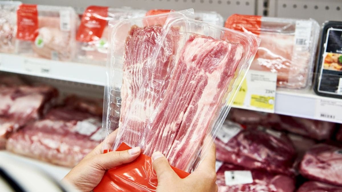 Experts urge Government to ban supermarket bacon after link to 50,000 cancer cases