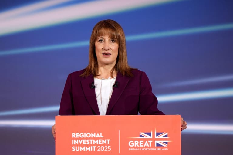 Rachel Reeves may have to pay £38,000 to tenants after renting out home without licence Rachel Reeves may have to pay £38,000 to tenants after renting out home without licence