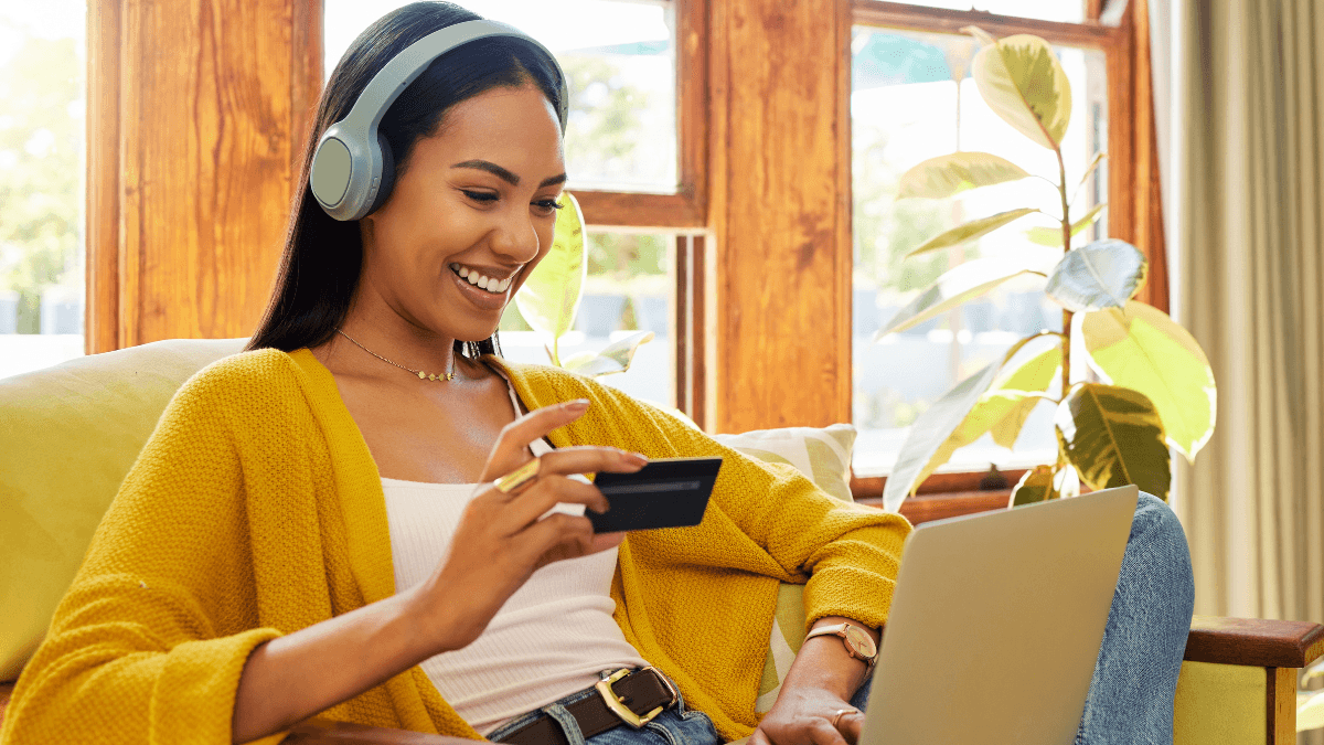 Black Friday shoppers could save over £130 with simple hack