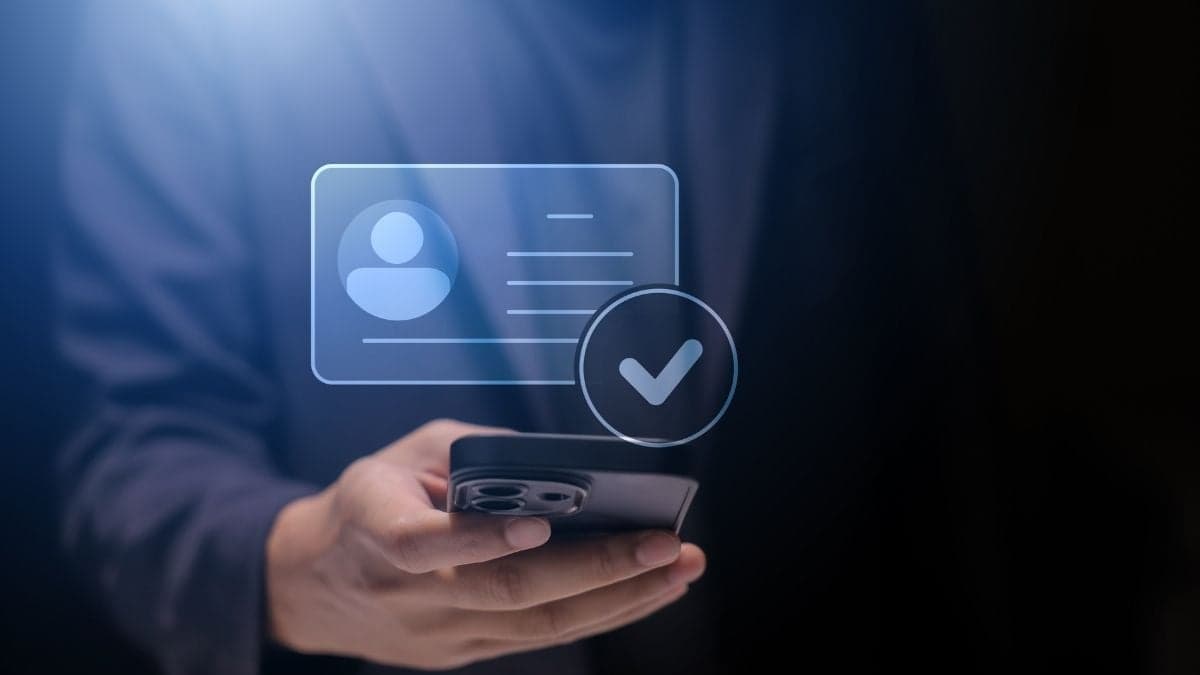 Keir Starmer drops plans for mandatory digital ID to work in UK