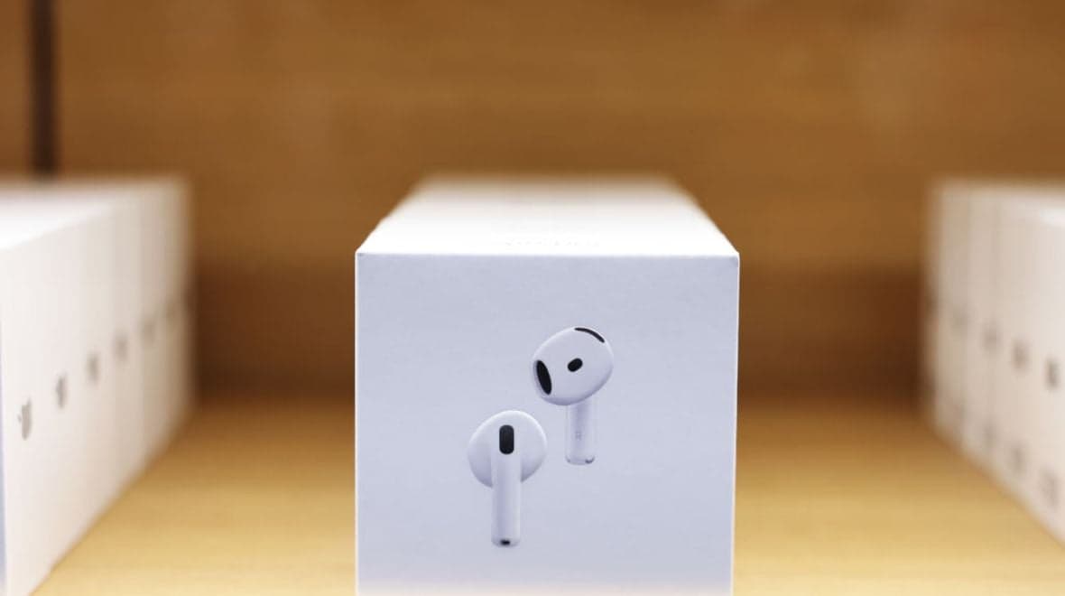 Apple fans snap up AirPods at lowest price ever as they drop below £100