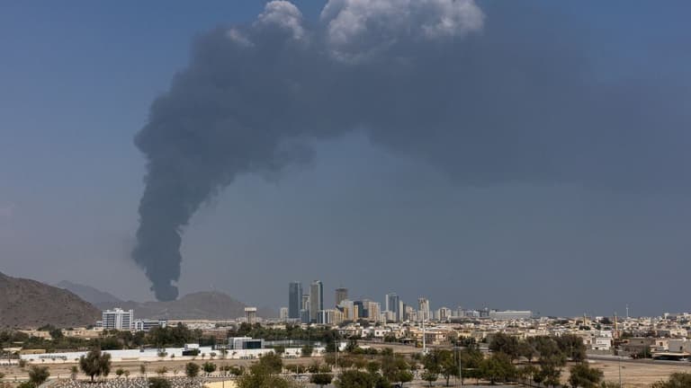 Britons urged not take photos of strikes in UAE, embassy warns