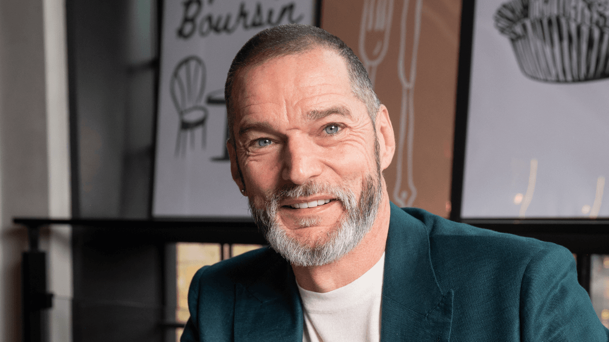 Fred Sirieix matches people through flavour preferences in new compatibility test