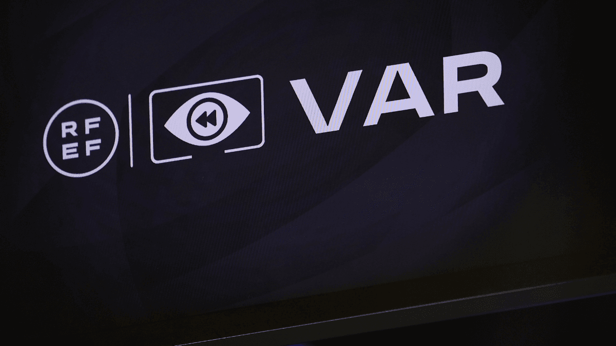 Masked football fan unplugs VAR monitor as ref sent to check penalty