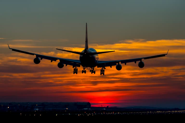 Major airline cuts 20,000 flights to preserve jet fuel amid Iran War
