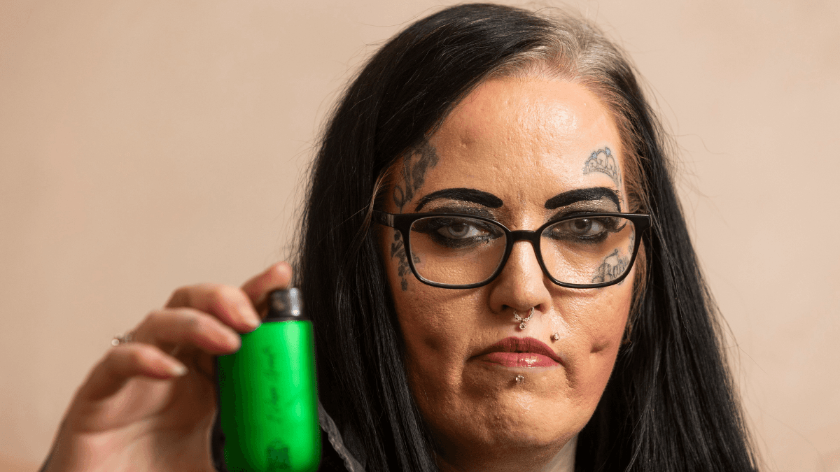 Woman left with ‘black teeth’ after spending £17k per year on vaping