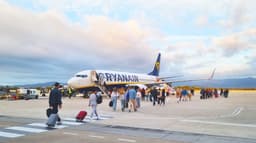 Ryanair-friendly cabin bag that’s ‘perfect for travel’ is on sale for less than £8